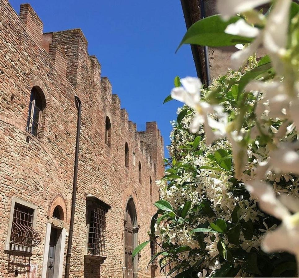 Palazzo Stiozzi Ridolfi Apartment Certaldo Exterior foto